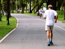 Akibat Olahraga Selama 8 Jam per Hari dalam Kurun 20 Tahun, Pria Ini Akhirnya tidak Bisa Berjalan