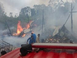 Gudang Botot Terbakar di Humbahas, Seluruh Barang Hangus