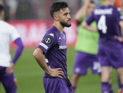 Kekecewaan Pemain Fiorentina Tak Raih Gelar Juara UEFA Europa Conference League