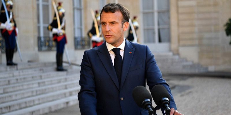 Macron Dikritik Karena Ancaman Menutup Akses Media Sosial Sebagai Tindakan