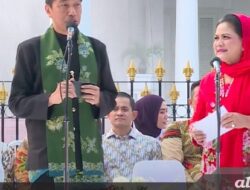 Indonesian Supports Jokowi’s Intention for Kebaya-Themed Fashion Show