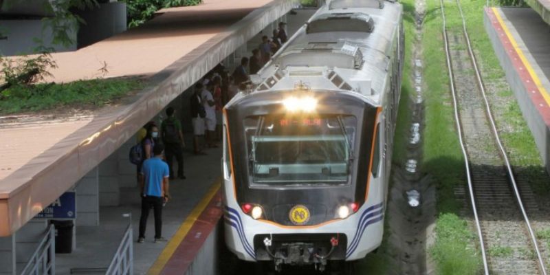 Ketegangan di LCS Tiga Proyek Kereta Filipina Berisiko Gagal Mendapat