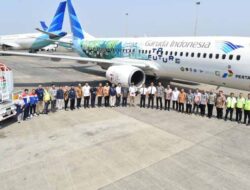Pertamina dan Garuda Indonesia Sukses Melakukan Uji Terbang Pertama Menggunakan Bahan Bakar Penerbangan Berkelanjutan pada Pesawat Komersial.