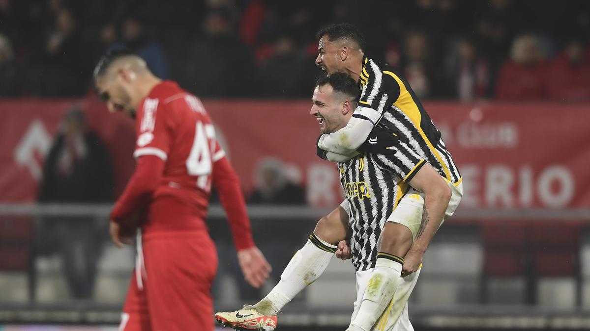 Hasil Monza vs Juventus Mantan Pekerja Konstruksi Mengirim Bianconeri ke