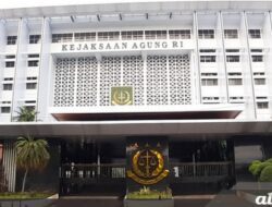 Keputusan Mahkamah Konstitusi memperkuat kewenangan presiden dalam menegakkan hukum di Indonesia